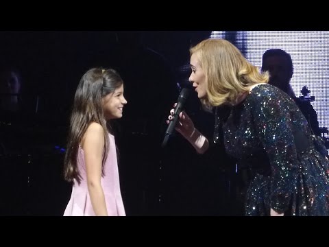 ADELE & little girl / Rumour Has It, Köln 2016-05-14 Cologne