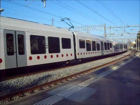 2 TPF-Flirt Einheiten in Romont