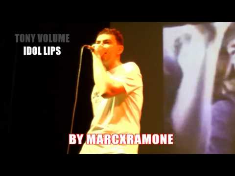 ROMANES feat. Tony Volume IDOL LIPS - suzy is a headbanger - Roma Vintage - 09-08-2012 HD