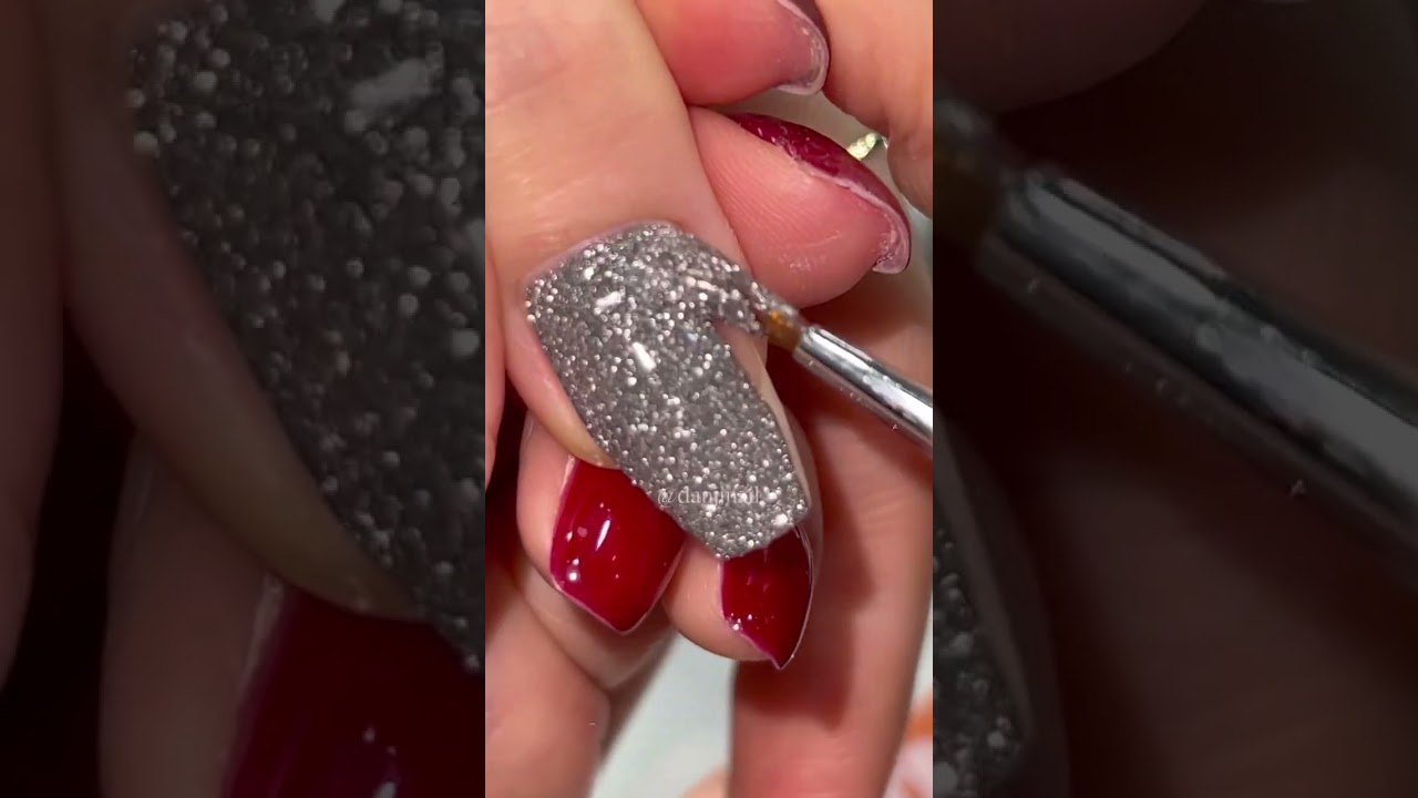 Reflex glitter nails for Halloween!!