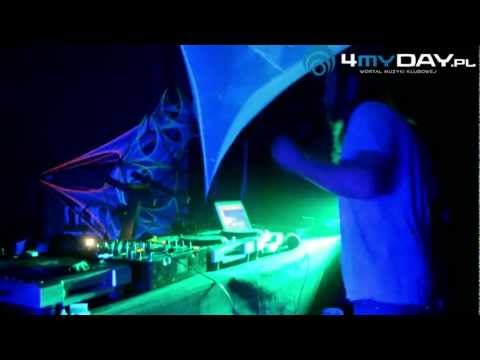 Beardy Weardy - ‎Brainsqueeze Egodrop 3rd B-day with Beardy Weardy Kraków Klub Fabryka 08.12.2012