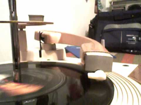 VIOLETA RIVAS CON EL WINCO 1210 EL BAILE DEL LADRILLO