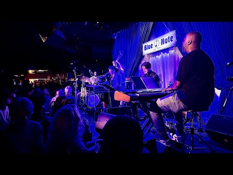 Norah Jones X Robert Glasper - Don’t Know Why @ Blue Note NYC