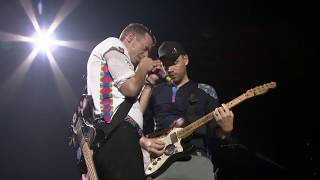 Coldplay - Heroes (David Bowie Cover at Rose Bowl)