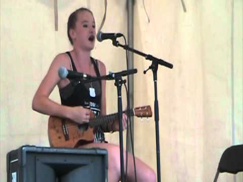 Gotta Keep Your Head Up - Joni Lemons, Cider Days 2012.MOD