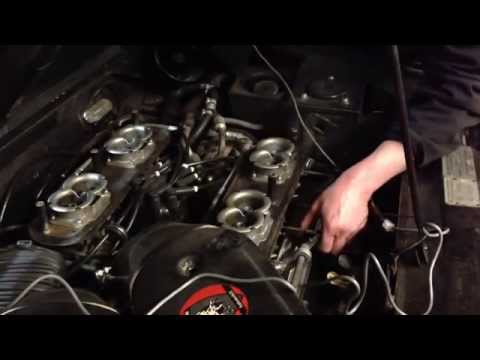 Lamborghini Silhouette 1977 - tuning the carbs