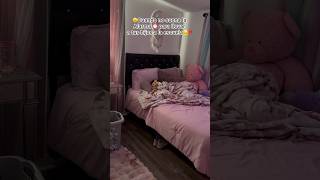 Cuando no suena la alarma para llevar a tus hijos a la escuela ⏰😫