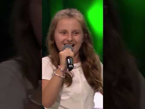 Kamila Janiec"Z Tobą na chacie"The Voice Kids 8