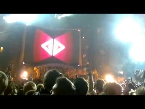 SHM playin' Sebastien Drums & Whelan Di Scala feat Mitch Crown - Here I Come @ Tomorrowland 2012