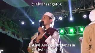 Download lagu Alwi Assegaf, Gus Azmi dan Hafidz Ahkam di Milad Majelis Nurul Musthofa MONAS 17 Februari 2018 mp3