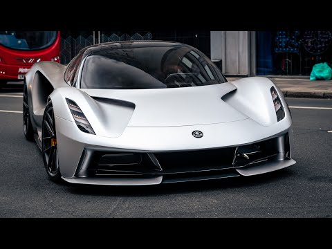 ロータスの新型電気自動車Emira、Evijaが登場