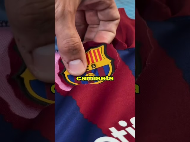 Vídeo relacionado con F. C. BARCELONA - Zapatillero Mediano, Multiusos, Portatodo, Deporte, Extraescolares, Fútbol, Cómodo y Versátil, 29x14x15 cm