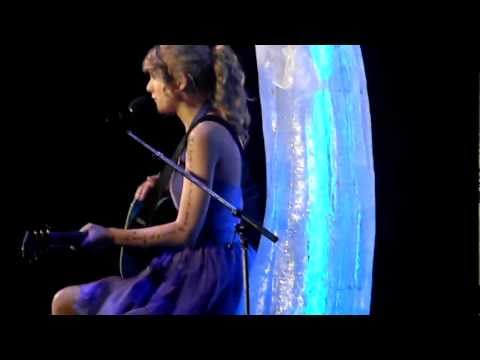 download lagu mp3 mp4 Taylor Swift Ft Lauderdale, download lagu Taylor Swift Ft Lauderdale gratis, unduh video klip Taylor Swift Ft Lauderdale