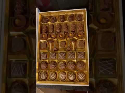 Lindt assorted chocolates#short
