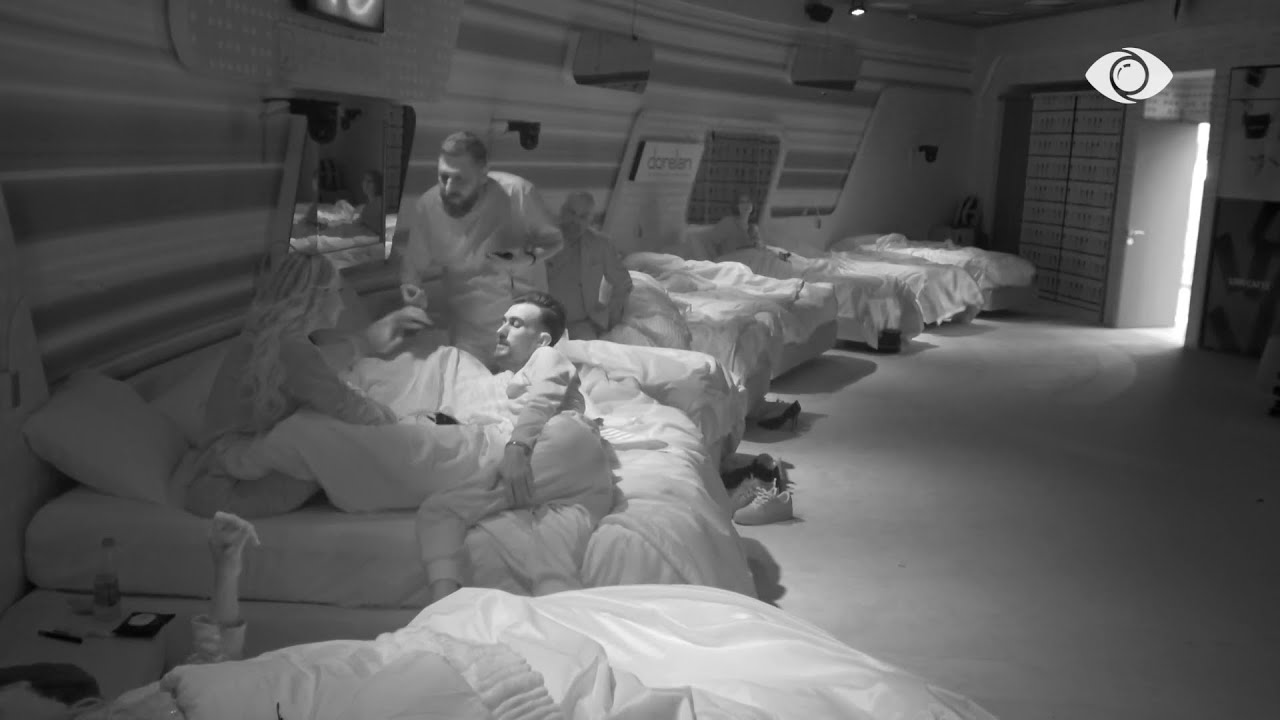 “O vegla, me të thënë ti a je yll apo pyll…”/ Selin 'përplaset' me Lornën