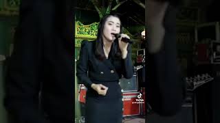 Download lagu story' wa layang sworo Yeni inka Adella manteb banget 👍 mp3