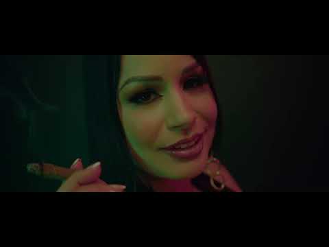 Calentandome  By El Khapy(Video Oficial-Medellin)