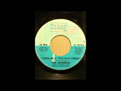 MOMENTS ♪LOVE ON A TWO WAY STREET♪