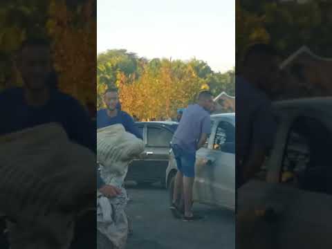 carreta tomba em Urandi Bahia