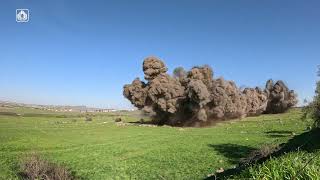 צפו: משרד הביטחון ביצע פיצוץ מוקשים ברמת הגולן (עדכוני משרד הביטחון) - התמונה מוצגת ישירות מתוך אתר האינטרנט יוטיוב. זכויות היוצרים בתמונה שייכות ליוצרה. קישור קרדיט למקור התוכן נמצא בתוך דף הסרטון