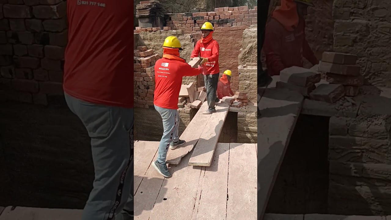 Ladrillo de la época colonial HECHO para la RESTAURACIÓN DE LA IGLESIA NUESTRA SEÑORA DE LA SOLEDAD