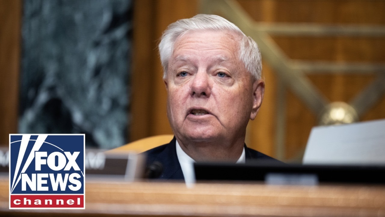BREAKING: Lindsey Graham dies at 71 after 'brief and sudden illness'