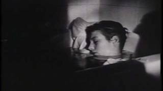 Videoclip de &quot;Face to Face&quot; de l&#39;album &quot;Decadence&quot; des Too Many Cooks