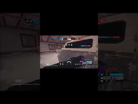 Bosg 12.2 is just too fun to use LOL - Rainbow Six Siege #rainbowsix #r6 #1v4 #lowres