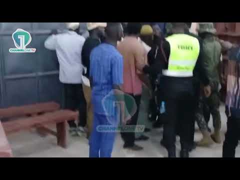 Tensions Rise in Bimbilla as Individuals Attempt to Enter Voting Room |\ Ghana News