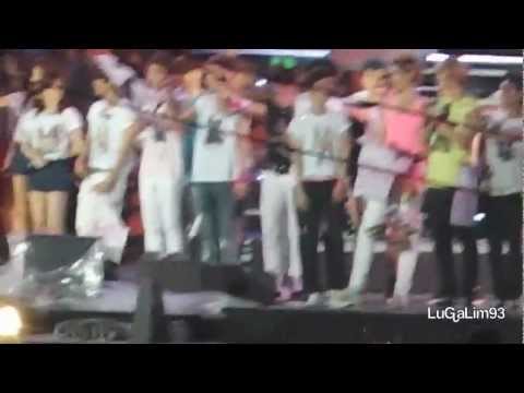 120818 SMTown in Seoul Ending EXO CUT