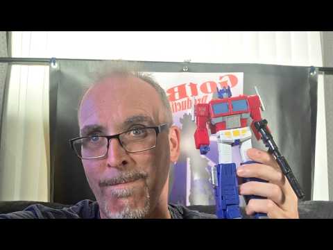 GotBot Goes Live: Peter Cullen, Yolopark, Dramatic Capture, Blokees and an Unboxing