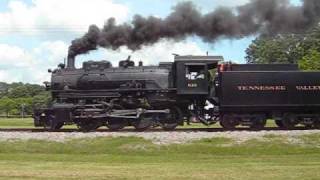 preview picture of video 'TVRM No. 610 at Trion, GA - June 6, 2009'