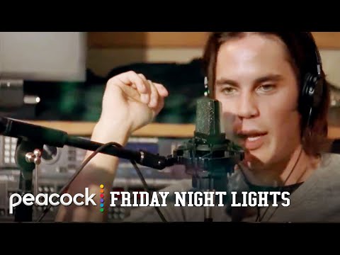 Riggins backs up Smash on air | Friday Night Lights