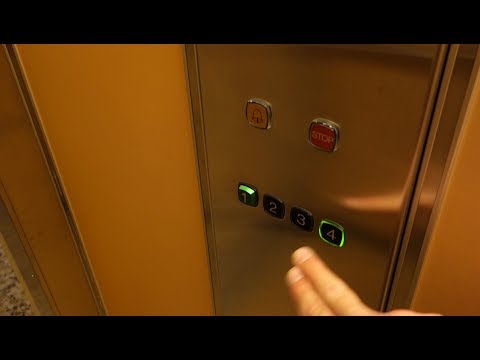 1990 KONE Roped Hydraulic Elevator @ Trädgårdsgatan 2B, Söderhamn, Sweden.