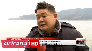 Families of Sewol-ho ferry disaster victims waiting for missing bodies on Donggeochado