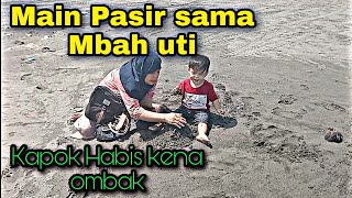 Download lagu Takut ombak | Main pasir aja | Mojok di Pantai #pantai keren #view pantai mp3 Download lagu Takut ombak | Main pasir aja | Mojok di Pantai #pantai keren #view pantai mp3