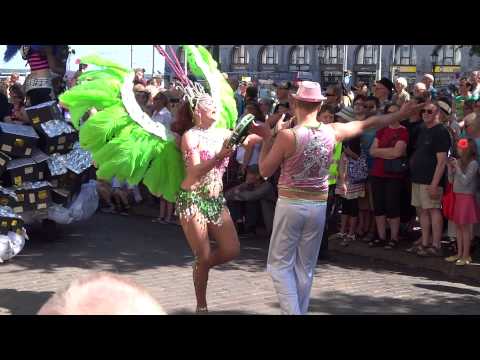 Helsinki Samba Carnaval 2013 - Papagaio 4/5 (Full HD)