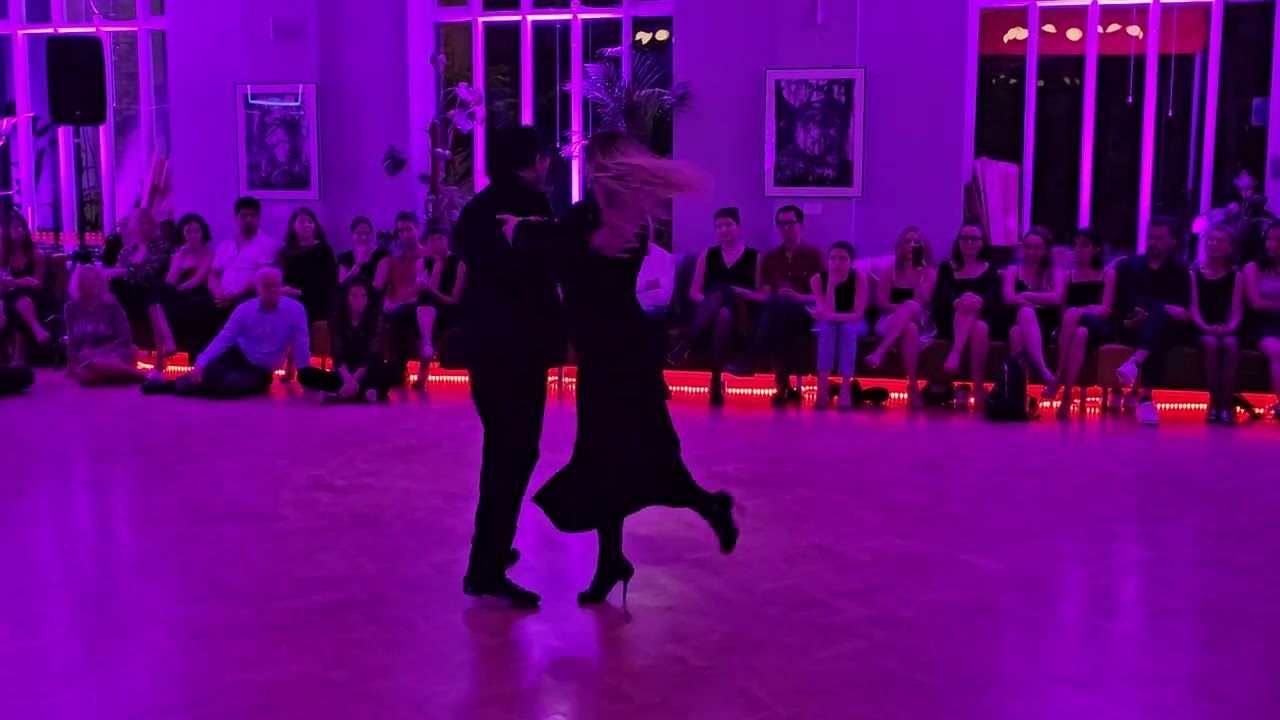 Facundo de la Cruz y Noelia Hurtado: 10 Nov 2023 (1st Dance)