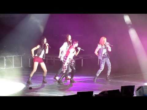 ƒ(x) - Chu featuring SHINee's Minho - SMTown LA