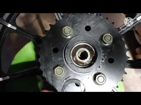2020 Venom Ghost 250 Rear Sprocket Swap and Oil Change