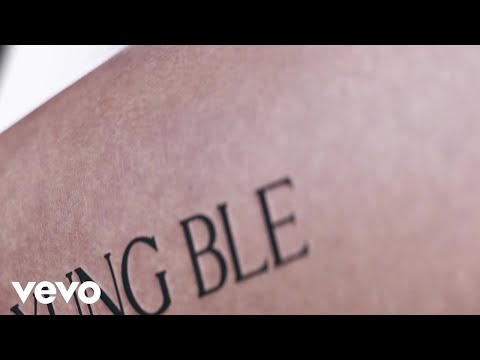 Video thumbnail for Kissing On Your Tattoos