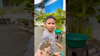 Download lagu Asking for soap to wash hands mp3 Download lagu Asking for soap to wash hands mp3