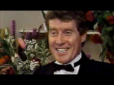 Michael Crawford's return to the Ahmanson on New Years Eve 1990 (Phantom of the Opera)