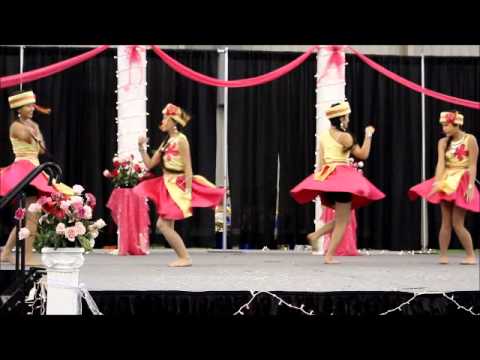 Nkauj Huab Cua HNY 2013 - Kuv Me Nplooj Siab