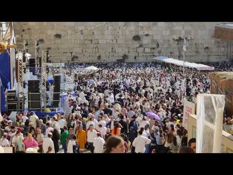 Hallel at the kottel - chol hamoed sukkot 5783
