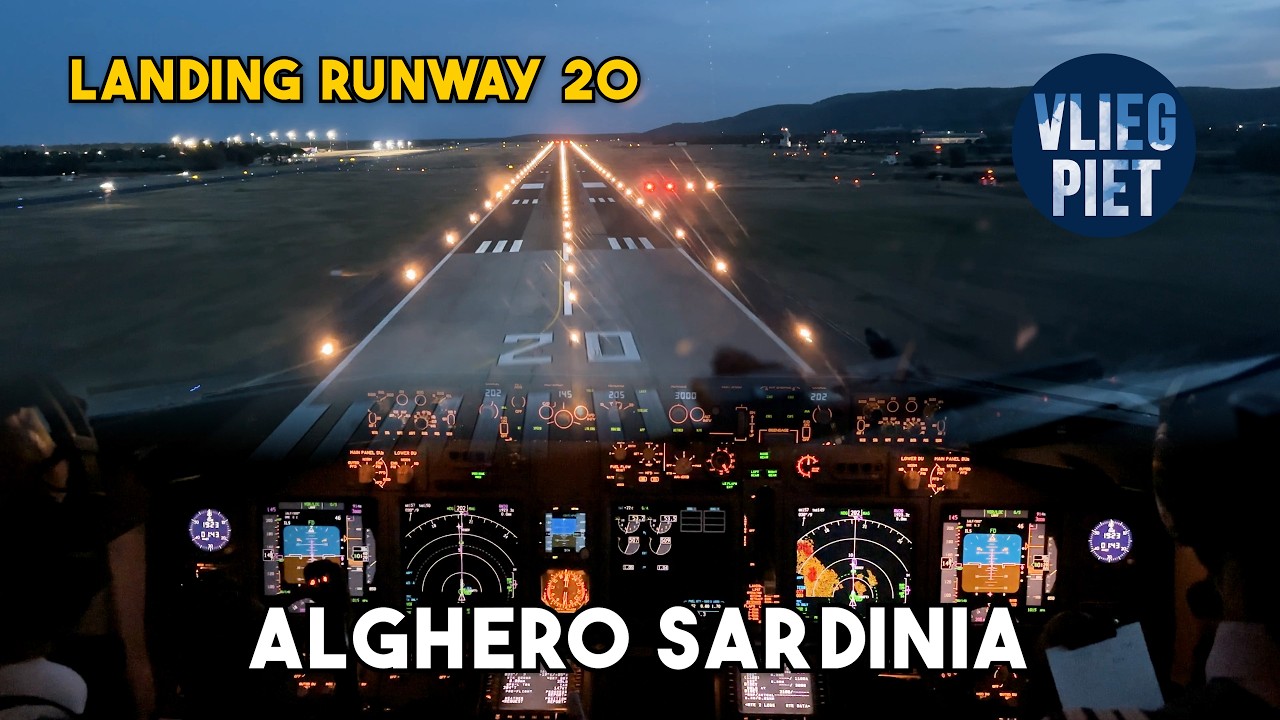 Dusk Landing in Sardinia 🌅 | Boeing 737 Cockpit View | Alghero AHO