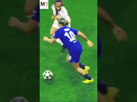 Lauren james dribbling vs lyon ladies