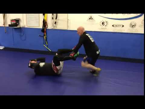 CSW - Single Leg Takedown To Dive Roll Toe Hold - MC Kali Group
