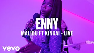 Kadr z teledysku Malibu tekst piosenki ENNY feat. KinKai