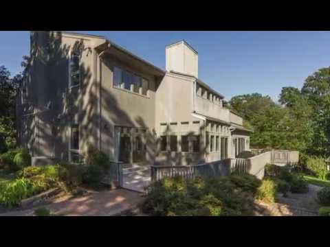 17 Skyewood Dr, Stoneham MA - Sabrina Carr - Tel 781-775-2895